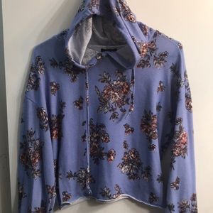 Floral cut off crop top sweater